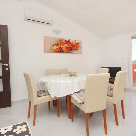 Apartments By The Sea Vlasici, Pag - 9324 Quarto foto