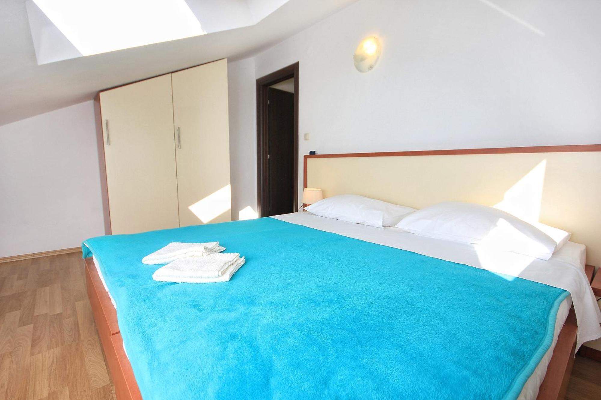 Apartments By The Sea Vlasici, Pag - 9324 Quarto foto